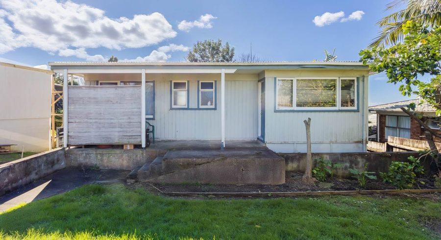  at 583 East Coast Road, Browns Bay, Auckland