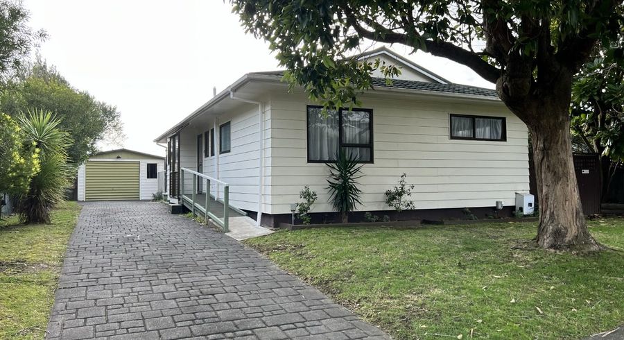  at 22 Hicks Crescent, Waikanae Beach, Waikanae