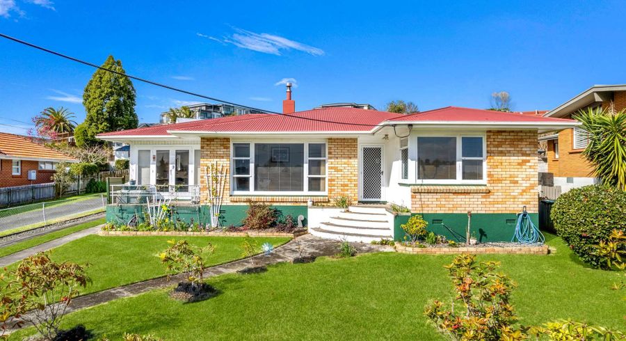  at 80 Sutherland Road, Brookfield, Tauranga, Bay Of Plenty