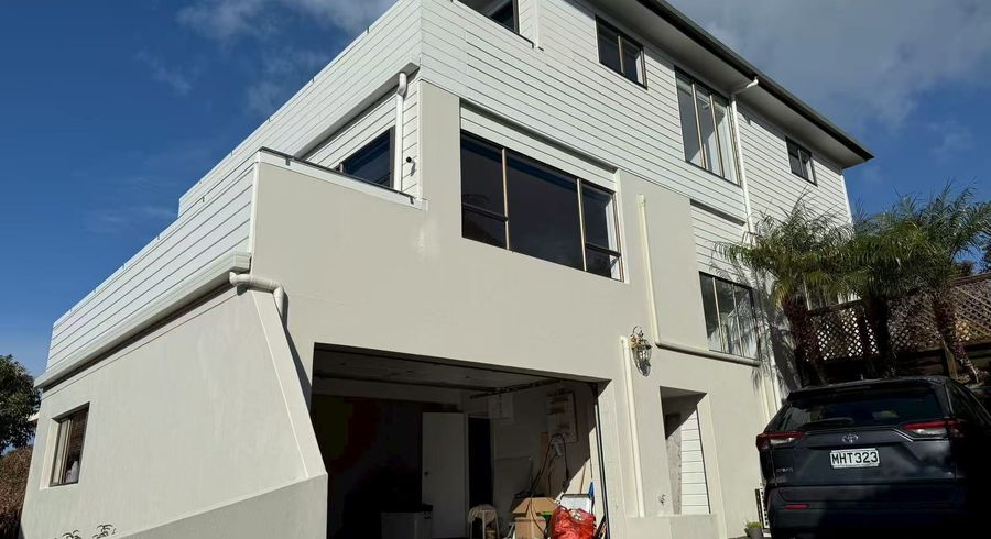  at 18B Valley Road, Browns Bay, North Shore City, Auckland