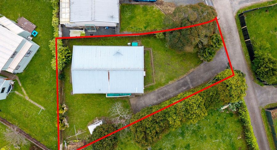  at 2/32 Maplesden Drive, Clendon Park, Manukau City, Auckland
