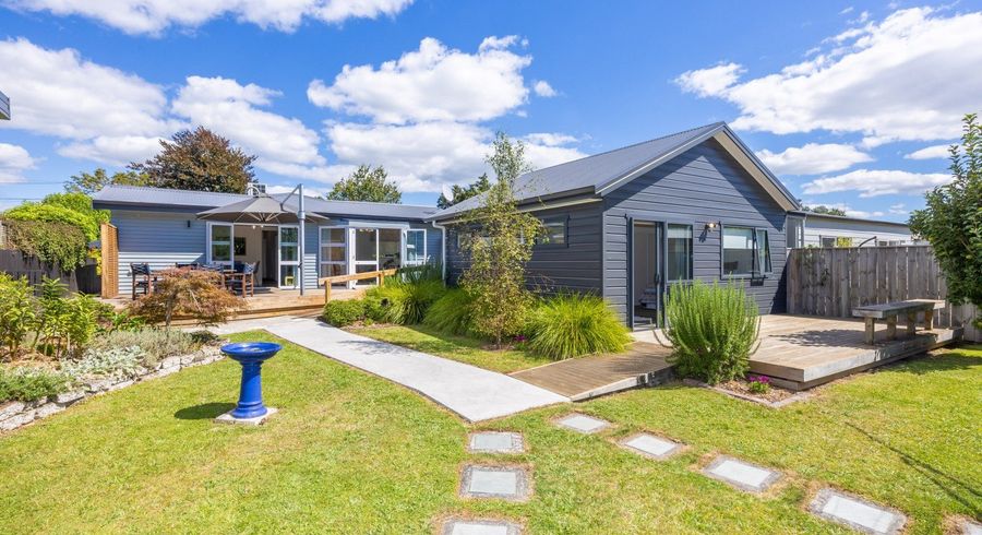  at 15 Vine Street, Hillcrest, Hamilton