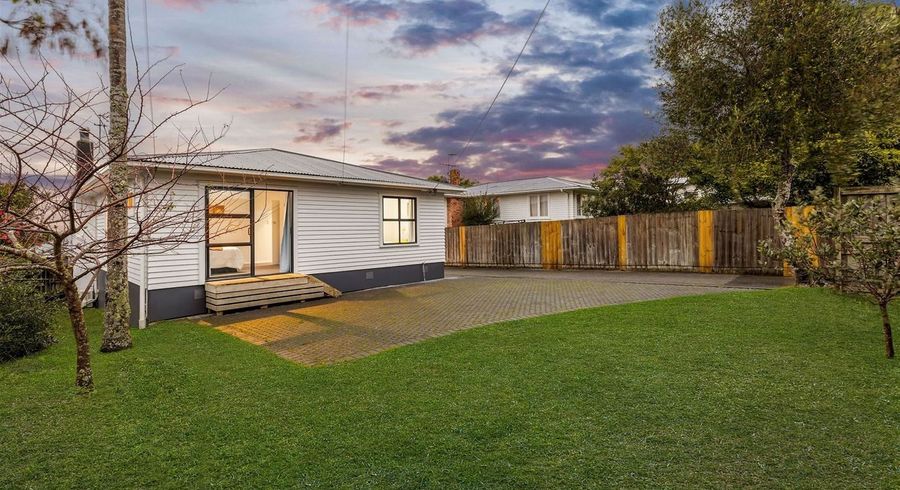  at 218 Sturges Road, Henderson, Auckland