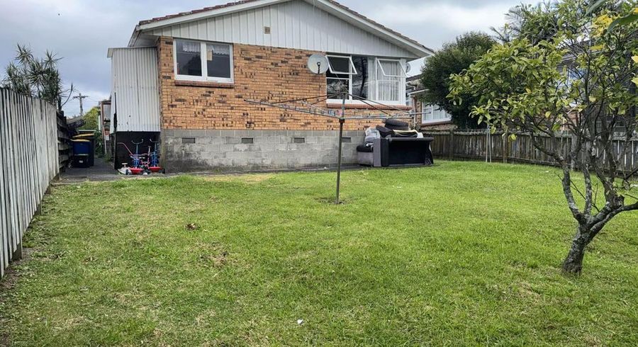  at 3/133 Titirangi Road, New Lynn, Auckland
