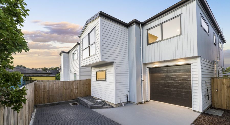  at 26b Universal Drive, Henderson, Waitakere City, Auckland