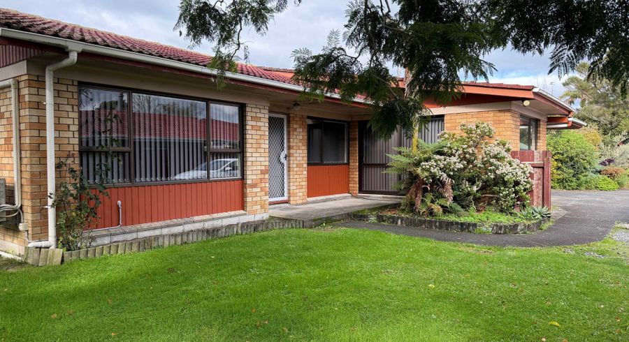  at 14B Ti Nana Crescent, Henderson, Waitakere City, Auckland