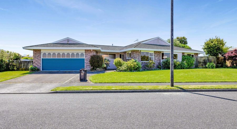  at 4 Waiwera Place, Merrilands, New Plymouth