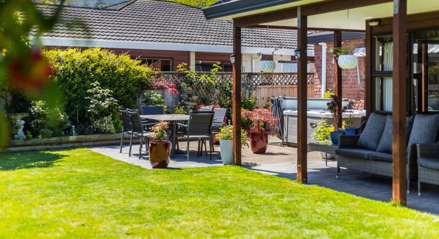  at 9 Clearwater Terrace, Brown Owl, Upper Hutt, Wellington