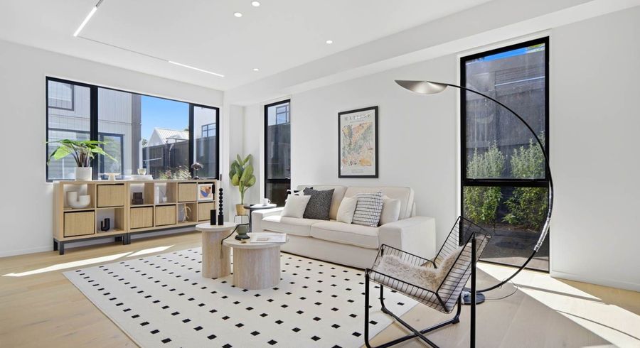  at 2/1 Montana Avenue, Murrays Bay, North Shore City, Auckland