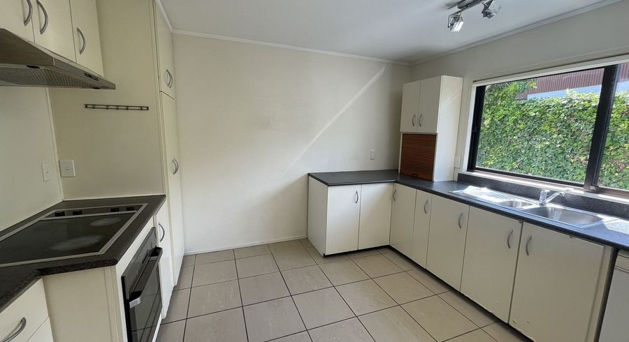  at 74 Stanaway Street, Hillcrest, Auckland
