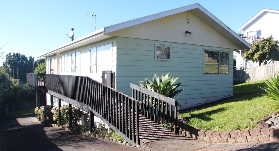  at 3 Celeste Place, Totara Vale, North Shore City, Auckland