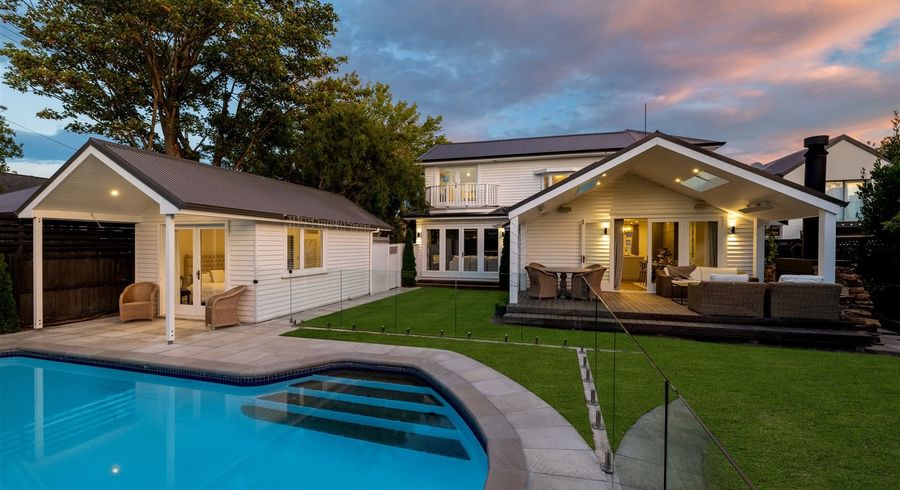  at 11 Knowles Street, St Albans, Christchurch