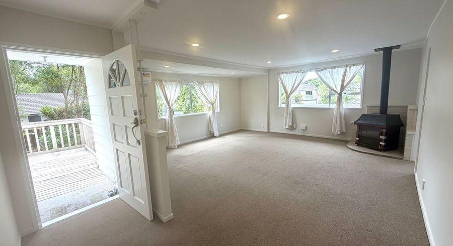  at 39 Onedin Place, Titirangi, Waitakere City, Auckland