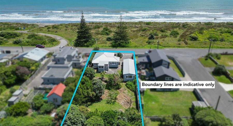  at 4 Marine Parade, Otaki Beach, Otaki