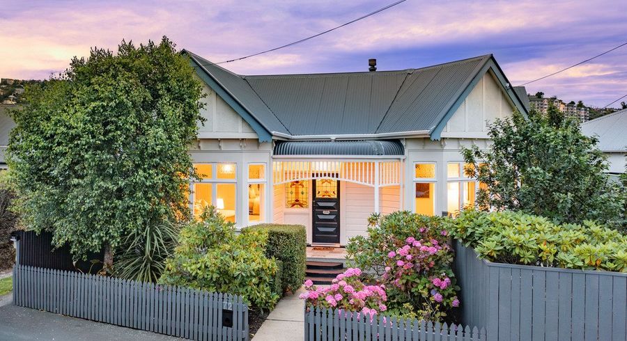  at 72 Hargest Crescent, Saint Clair, Dunedin, Otago