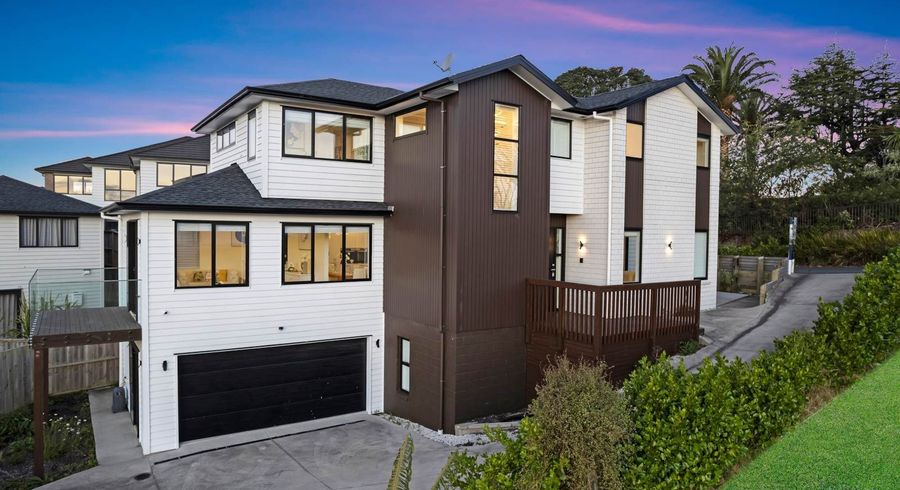  at 32 Jabal Cresent, Totara Park, Manukau City, Auckland