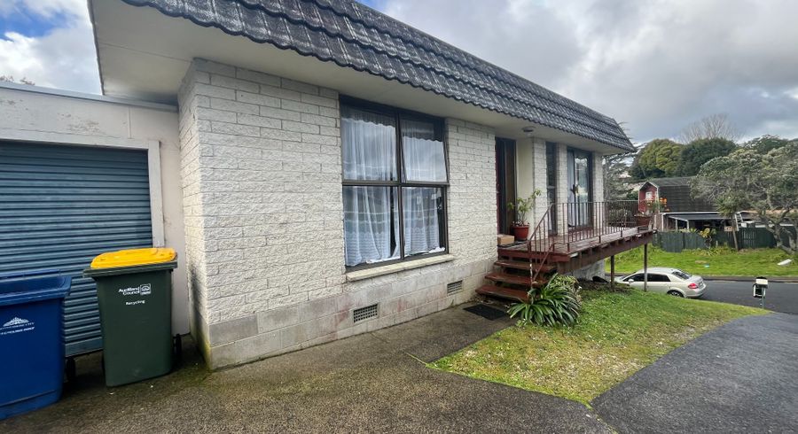  at 8A Glencourt Place, Glenfield, North Shore City, Auckland