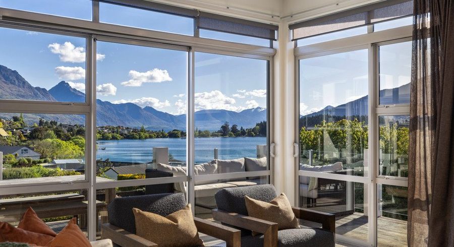 at 497 Peninsula Road, Kelvin Heights, Queenstown