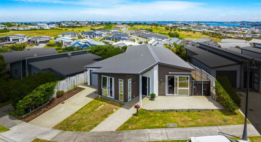  at 7 Barcliff Terrace, Gulf Harbour, Whangaparaoa