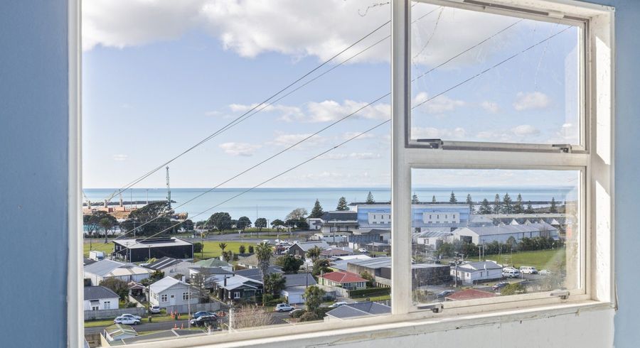 at 15 Weston Street, Moturoa, New Plymouth, Taranaki