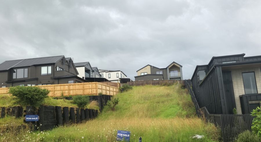  at 10 Grand Ridge Avenue, Flat Bush, Manukau City, Auckland