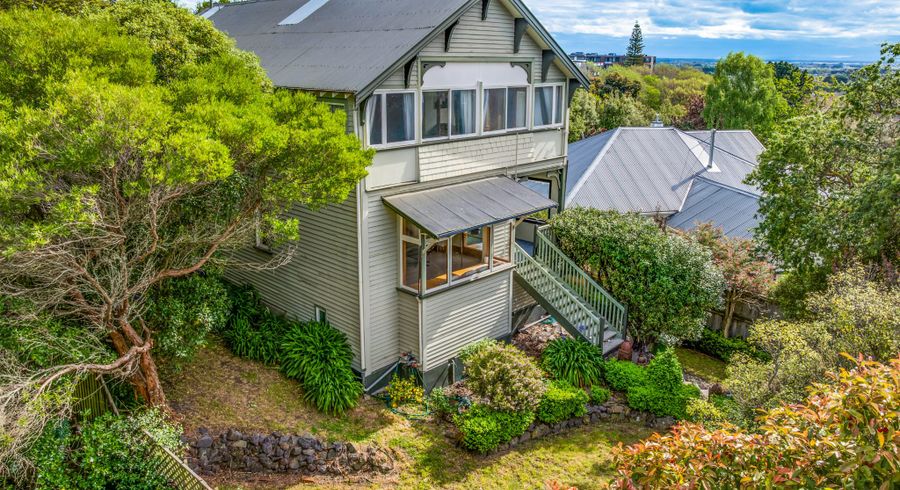  at 3 Cracroft Terrace, Cashmere, Christchurch City, Canterbury