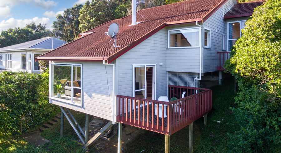  at 44 Bedford Street, Northland, Wellington