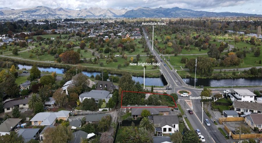  at 4 Bassett Street, Burwood, Christchurch