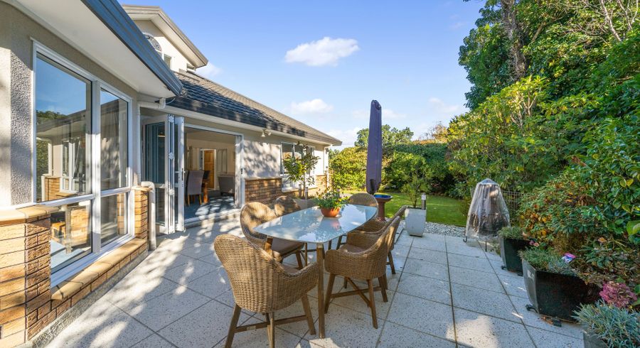  at 46 Cheviot Road, Lowry Bay, Lower Hutt