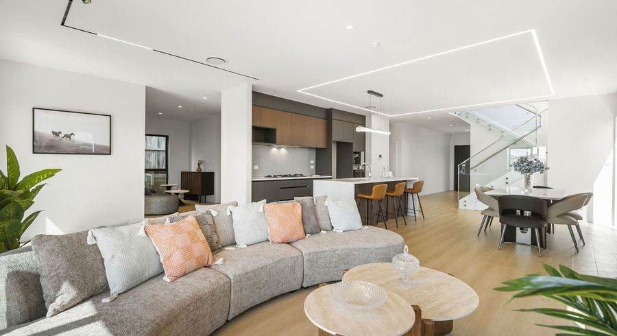  at 115 Thomas Road, Flat Bush, Manukau City, Auckland