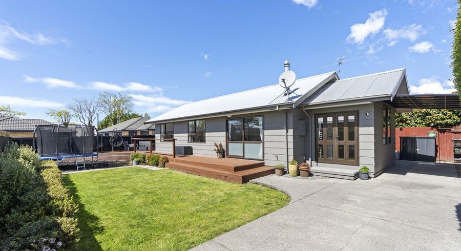  at 2/17 Johns Road, Belfast, Christchurch City, Canterbury