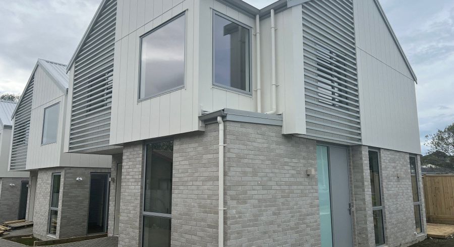  at 109A Prince Regent Drive, Half Moon Bay, Manukau City, Auckland