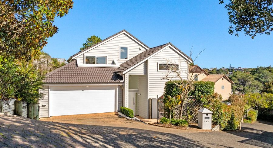  at 127 Browns Bay Road, Browns Bay, North Shore City, Auckland