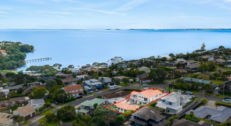  at 18 Folkestone Street, Murrays Bay, North Shore City, Auckland
