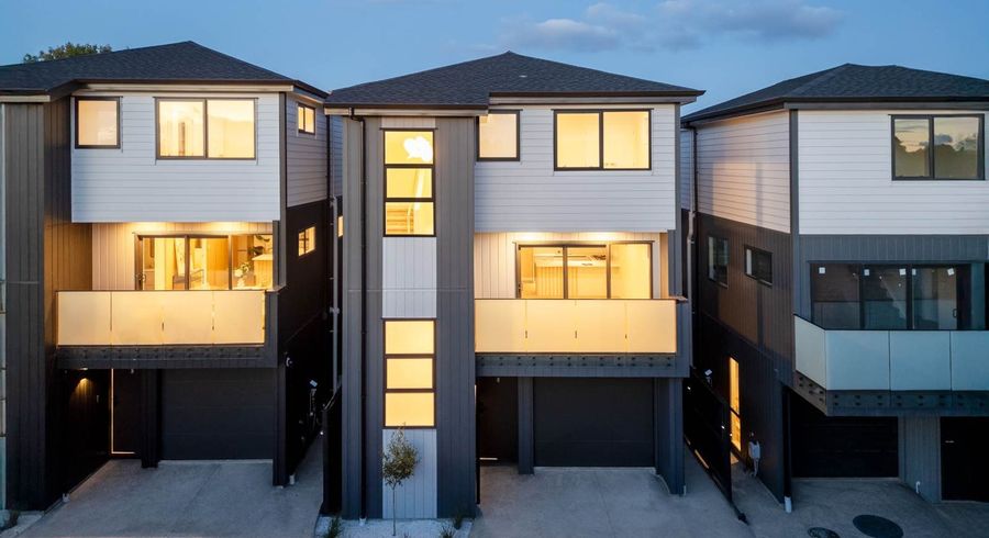  at 95D  Kervil Avenue, Te Atatu Peninsula, Waitakere City, Auckland