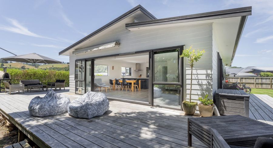  at 8 Voyager Place, Cooks Beach