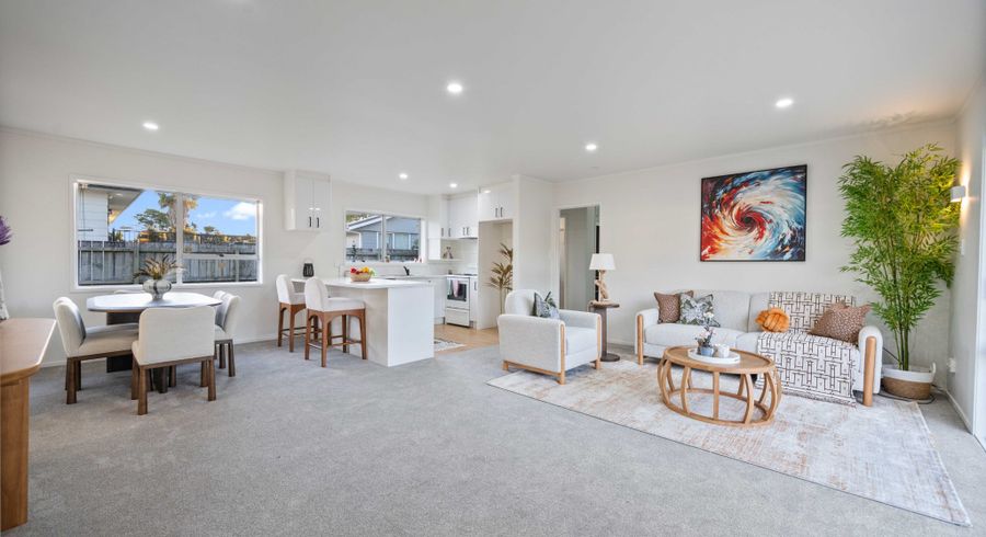  at 2/24 Waimana Road, Conifer Grove, Papakura, Auckland