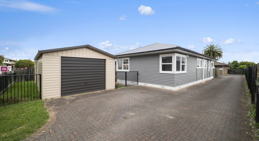  at 33 Carnot Street, Glenholme, Rotorua