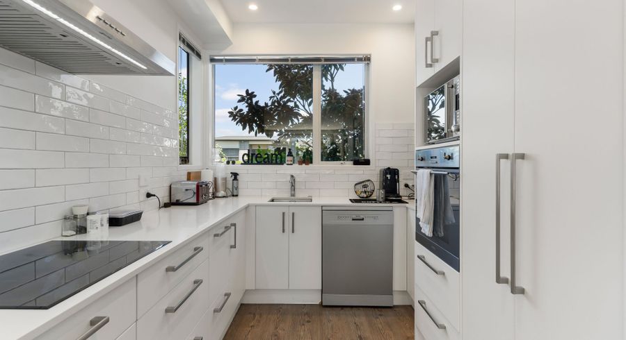  at 140 Seventh View Avenue, Beachlands, Manukau City, Auckland