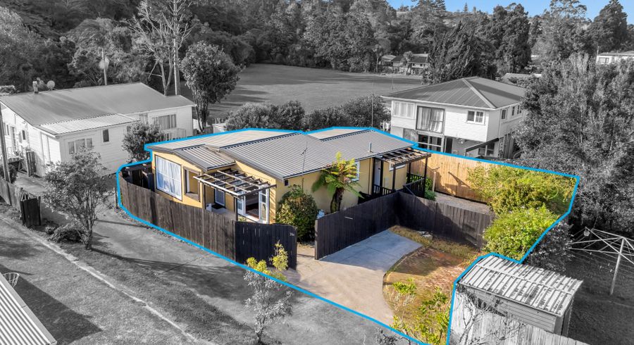  at 2/26 Woodside Road, Massey, Waitakere City, Auckland