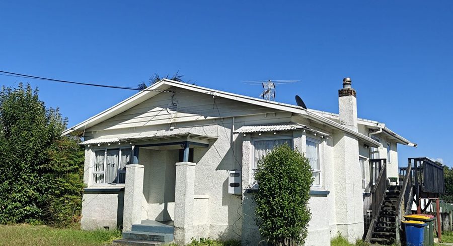  at 84A Lynwood Road, New Lynn, Waitakere City, Auckland
