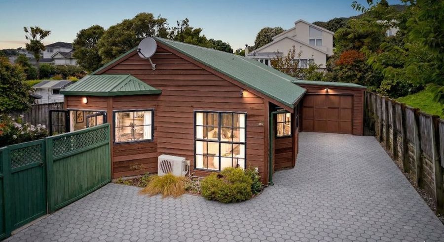  at 9a Dasent Street, Karori, Wellington, Wellington