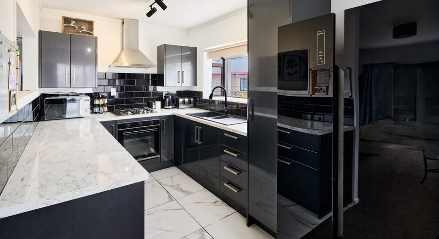  at 1/136 Rata Street, Naenae, Lower Hutt, Wellington