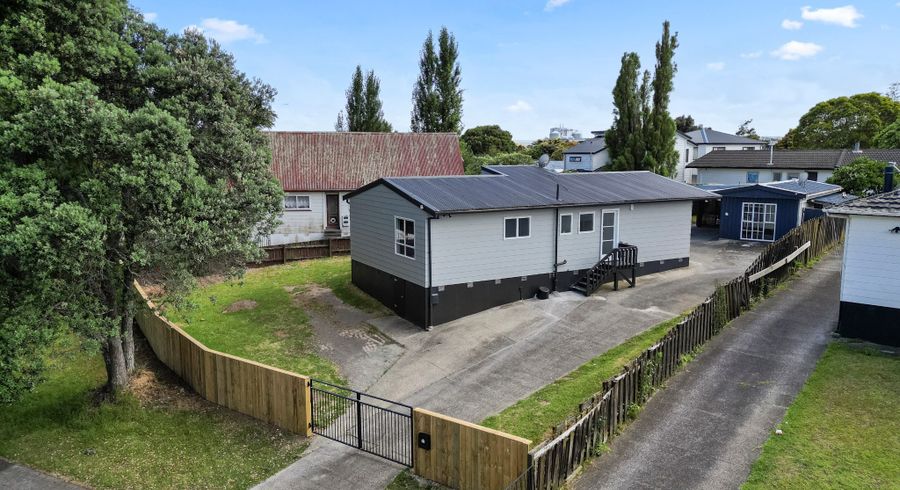  at 49 Moncrieff Avenue, Clendon Park, Manukau City, Auckland