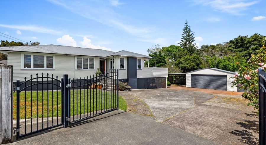  at 20B Murray Road, Te Atatu Peninsula, Waitakere City, Auckland
