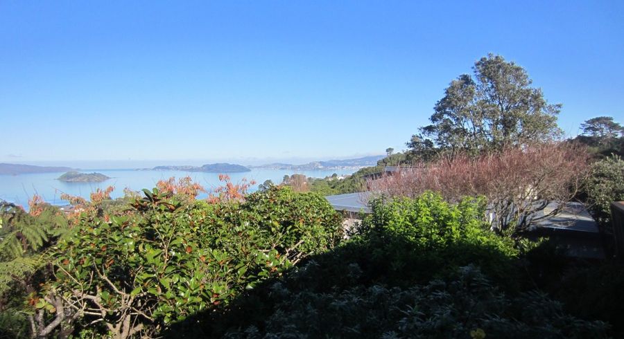  at 49 London Road, Korokoro, Lower Hutt, Wellington