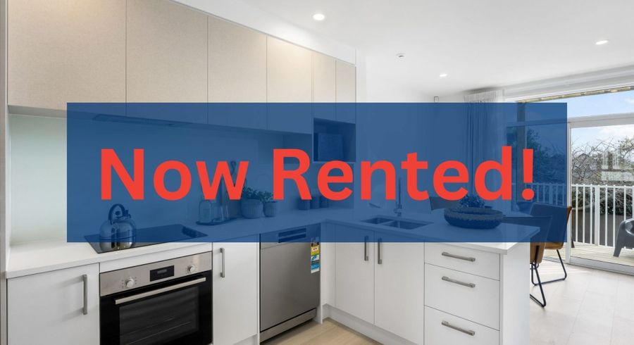  at 13/2 Moor Avenue, Te Atatu Peninsula, Auckland
