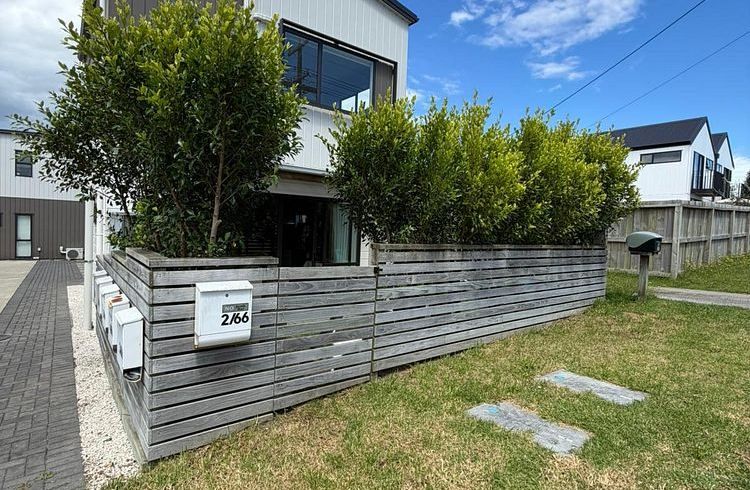  at 2/66 Neil Avenue, Te Atatu Peninsula, Waitakere City, Auckland
