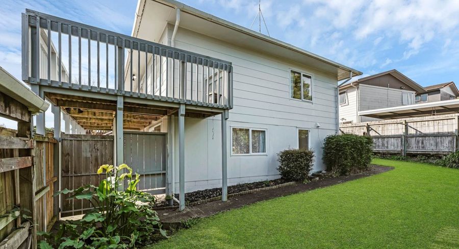  at 2/52 Cherry Road, Bucklands Beach, Auckland