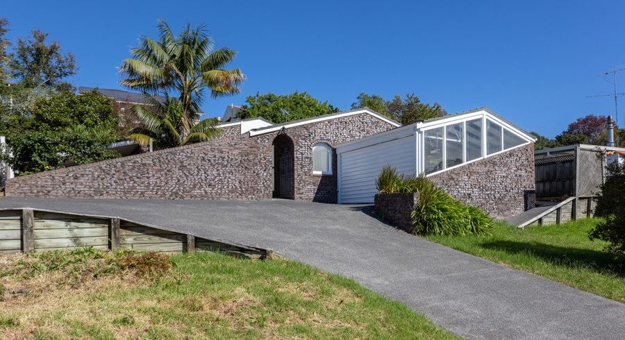  at 36 Stapleford Cres, Browns Bay, North Shore City, Auckland